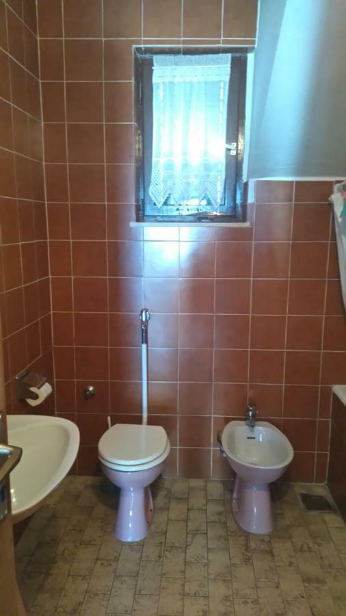Big 4-Bedroom Apartment Perica, ポドストラナ エクステリア 写真